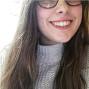 Soy una estudiante de magisterio que me pongo a su disposición para a dar clases de cualquier materia (Excepto física y quimica) que comprenda edades de los 0 a 12 años.
Nivel B1 de inglés. 
Nivel A2 de francés